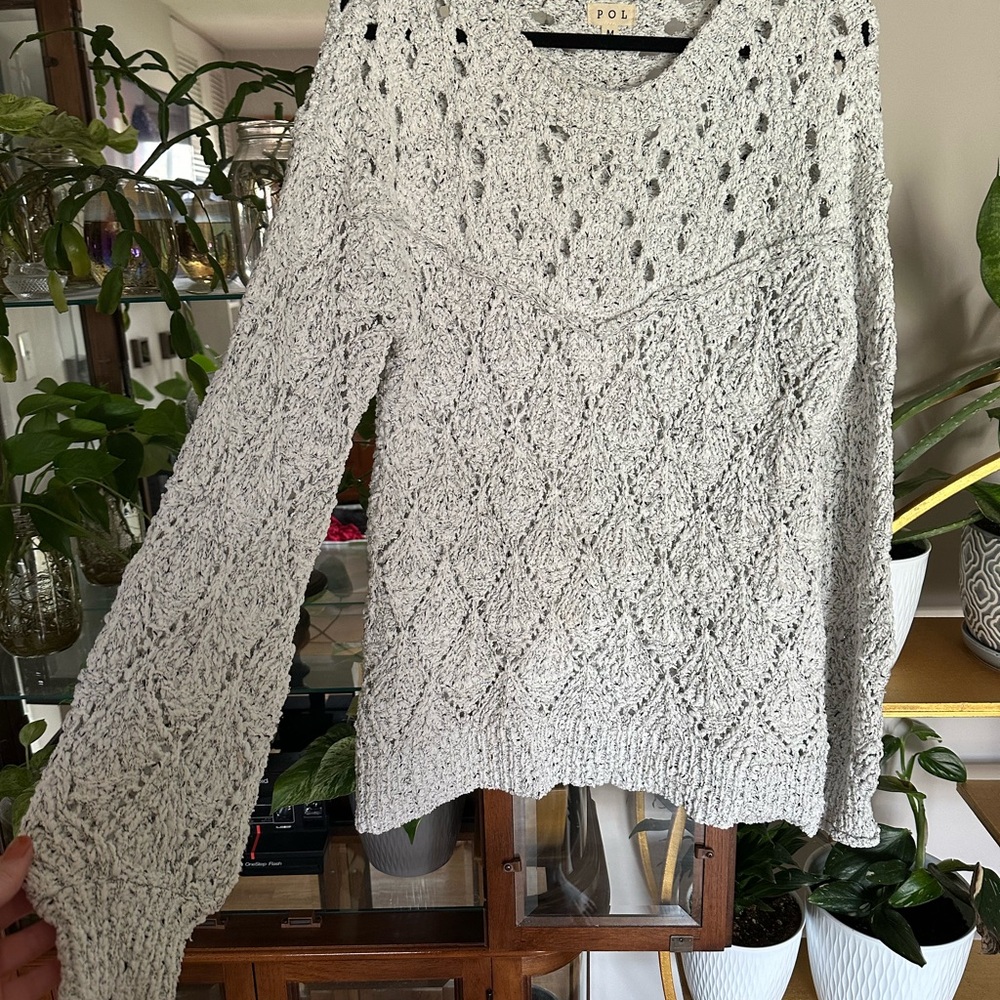 POL Textured Knit Sweater in Gray
